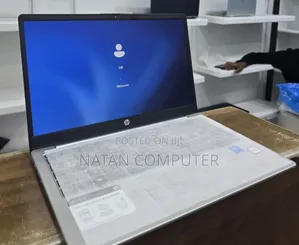 New Laptop HP 14-Dq1025cl 16GB Intel Core I3 SSD 512GB