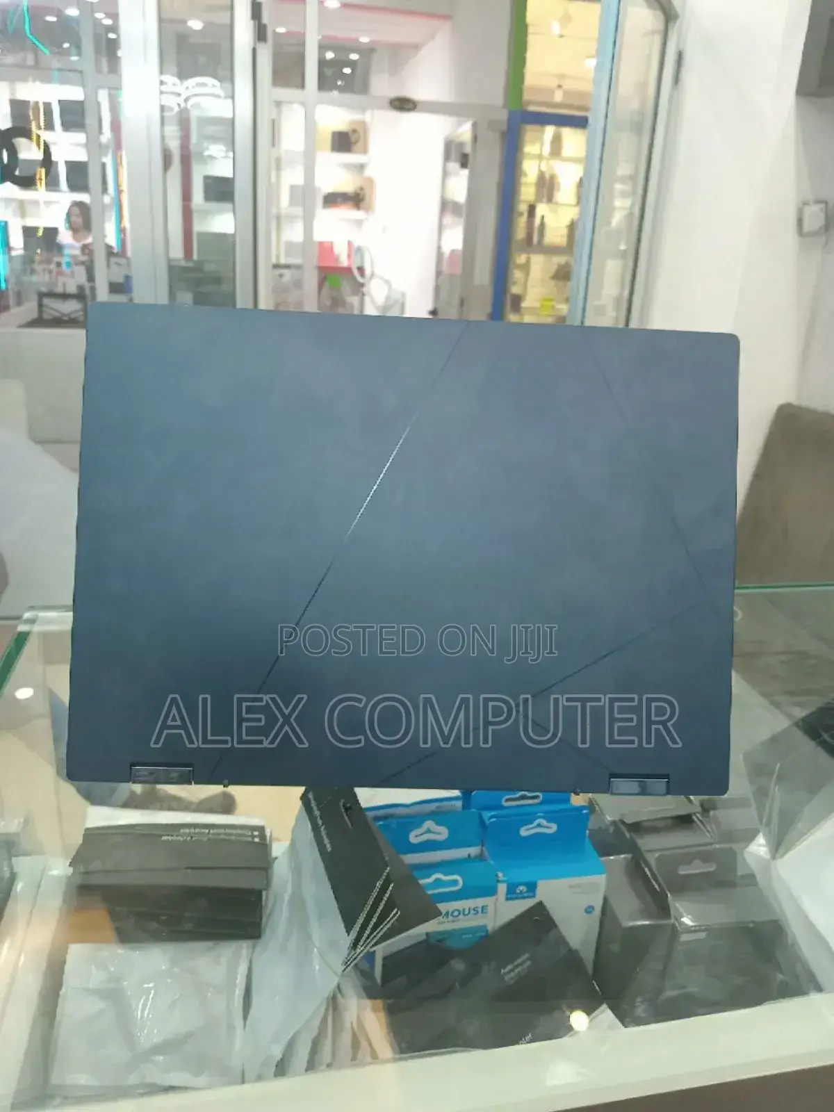 New Laptop Asus ZenBook Flip UX360CA 16GB Intel Core I7 SSD 512GB