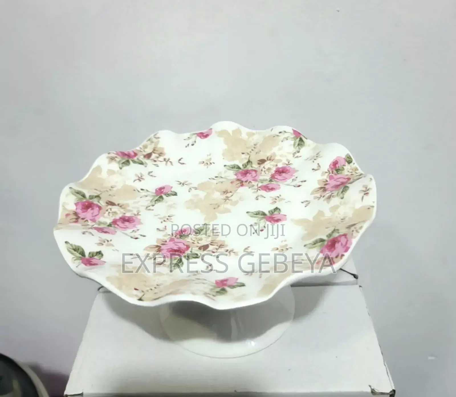 Ceramic Dessert Stand