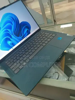 New Laptop Lenovo IdeaPad Yoga 11 16GB Intel Core I7 SSD 1T