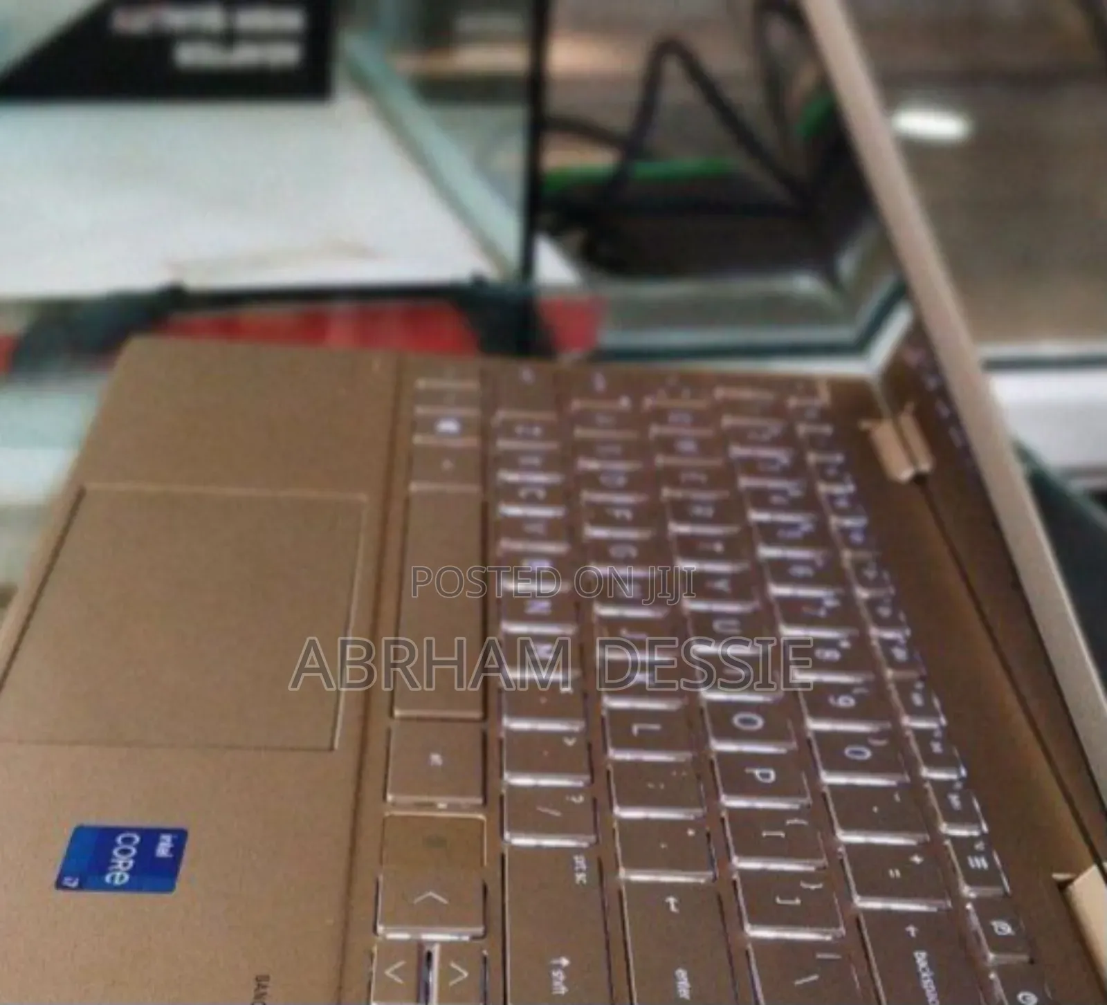 New Laptop HP Envy X360 8GB Intel Core I7 SSD 1T