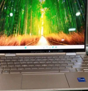 New Laptop HP Envy X360 8GB Intel Core I7 SSD 1T