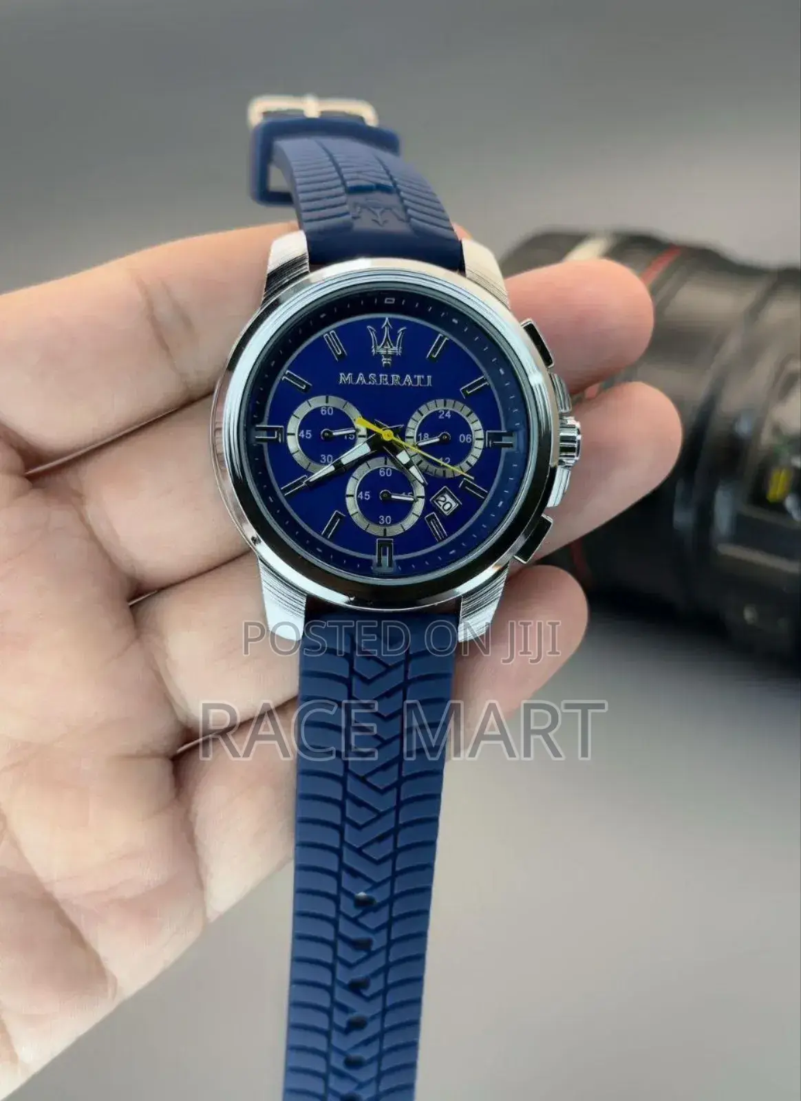 Maserati R Analogue Watch