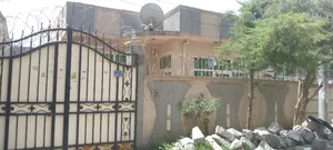 Photo - Furnished 3bdrm Villa in Hayat Compound, Bole for sale