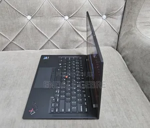 New Laptop Lenovo ThinkPad X1 Carbon Gen11 16GB Intel Core I7 SSD 1T