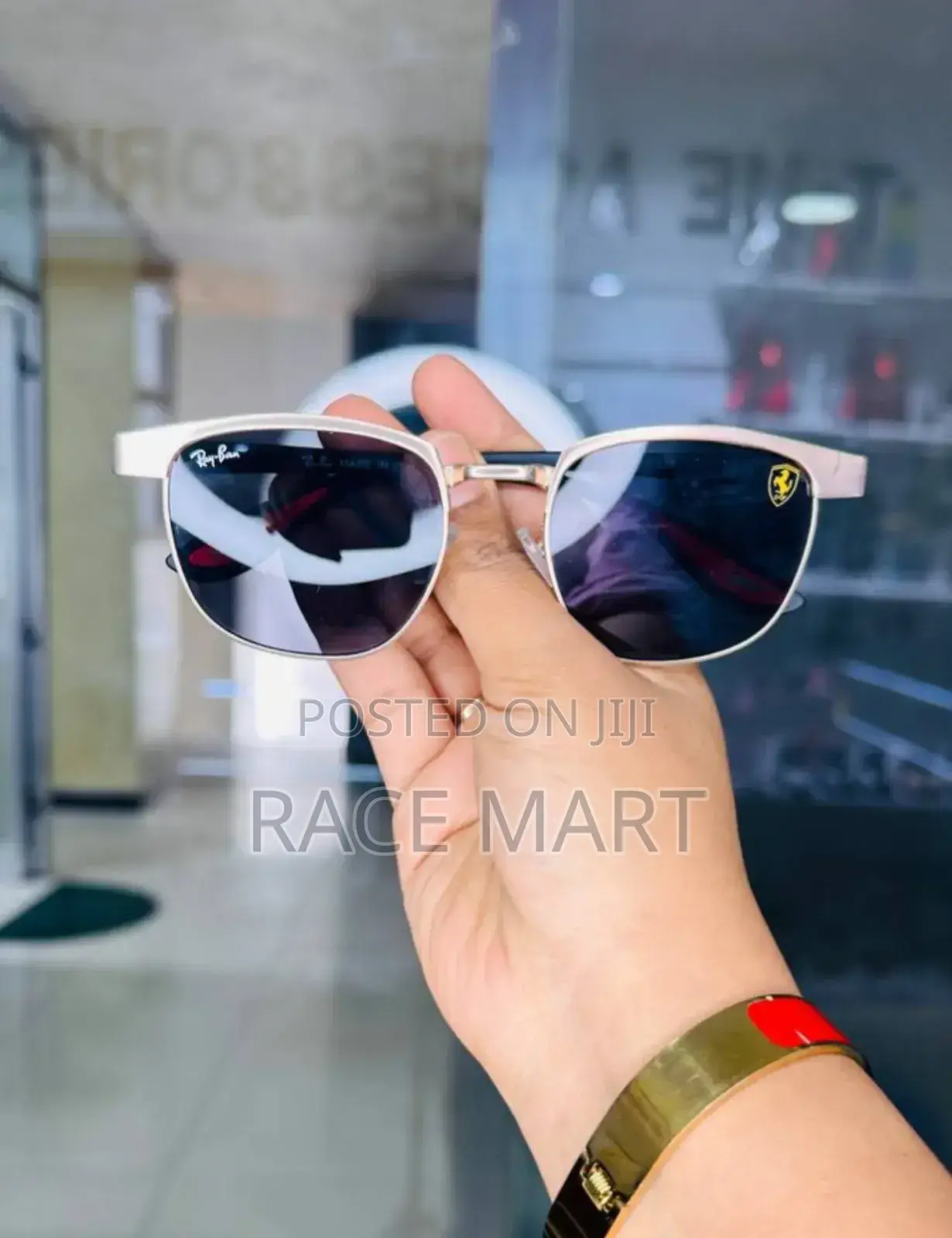 Iconic Style With Ray-Ban Sunglasses