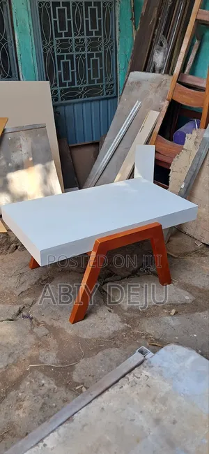 Photo - Center Table