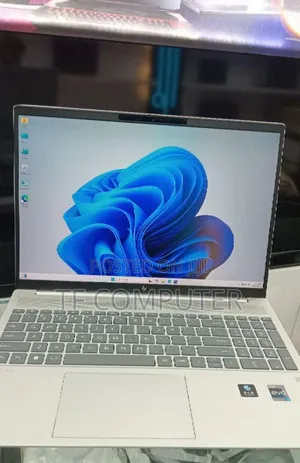 Photo - New Laptop HP Pavilion 15 16GB Intel Core I7 SSD 1T