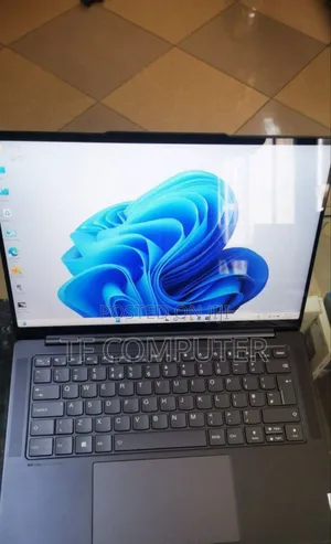 New Laptop Lenovo Yoga 7i 32GB Intel Core I7 SSD 1T