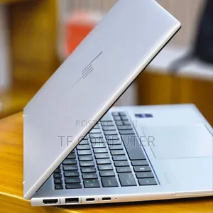 Photo - New Laptop HP EliteBook 840 10 16GB Intel Core I7 SSD 512GB