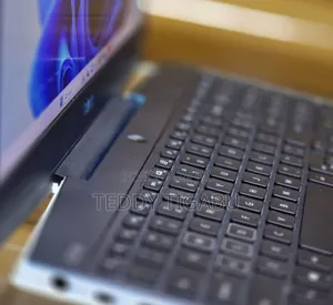 New Laptop Dell 16GB Intel Core I7 SSD 512GB