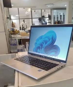 New Laptop HP EliteBook 830 G7 16GB Intel Core I7 SSD 512GB