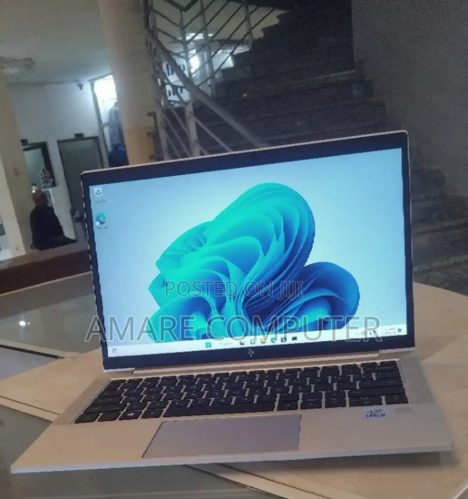 New Laptop HP EliteBook 830 16GB Intel Core I7 SSD 512GB