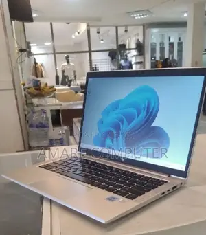 New Laptop HP EliteBook 830 16GB Intel Core I7 SSD 512GB