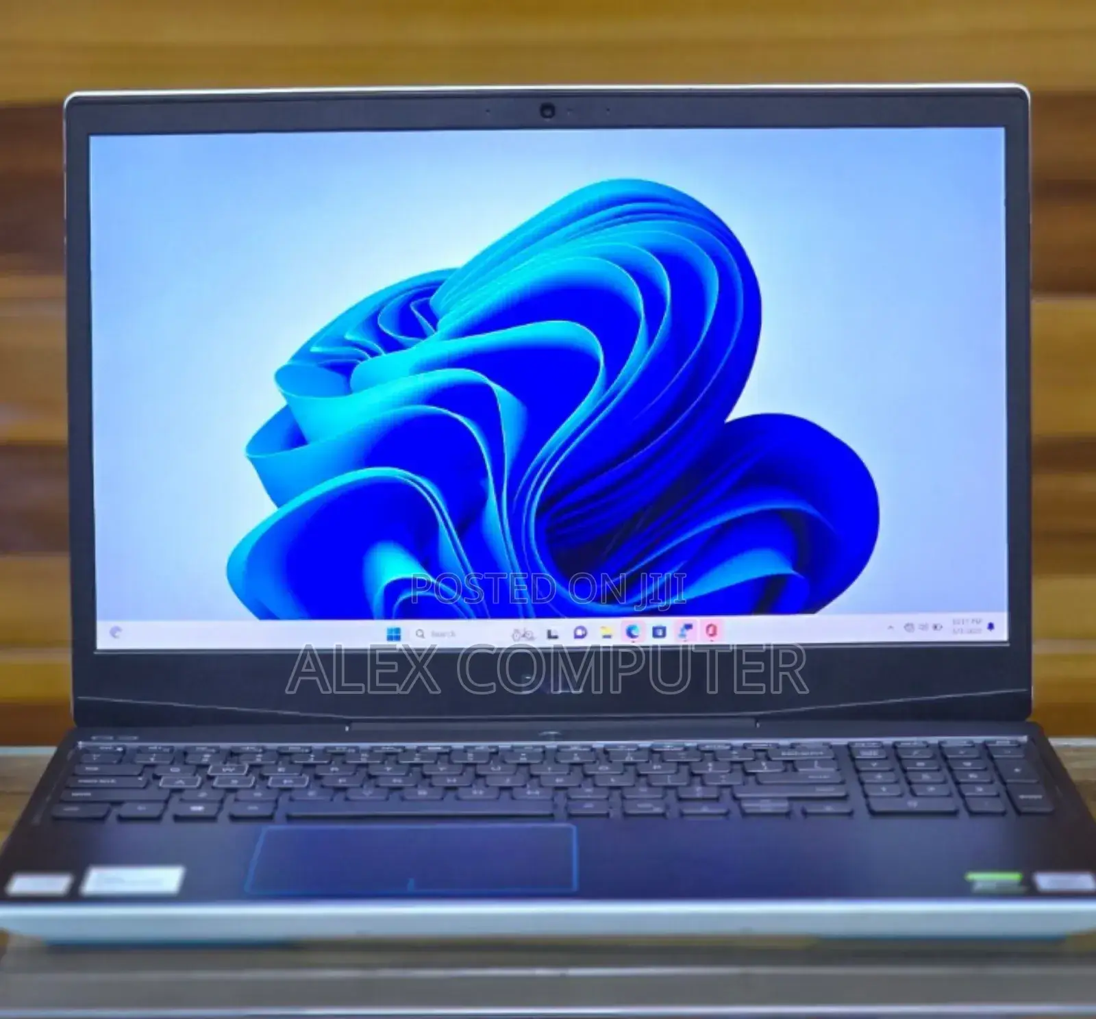 New Laptop Dell G GB Intel Core I7 SSD 512GB