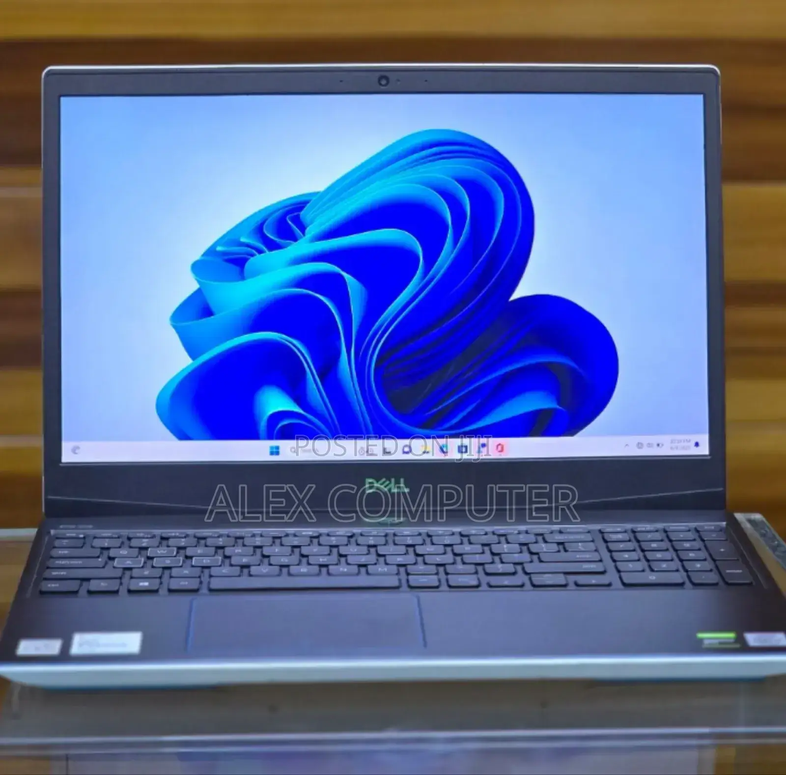 New Laptop Dell G GB Intel Core I7 SSD 512GB
