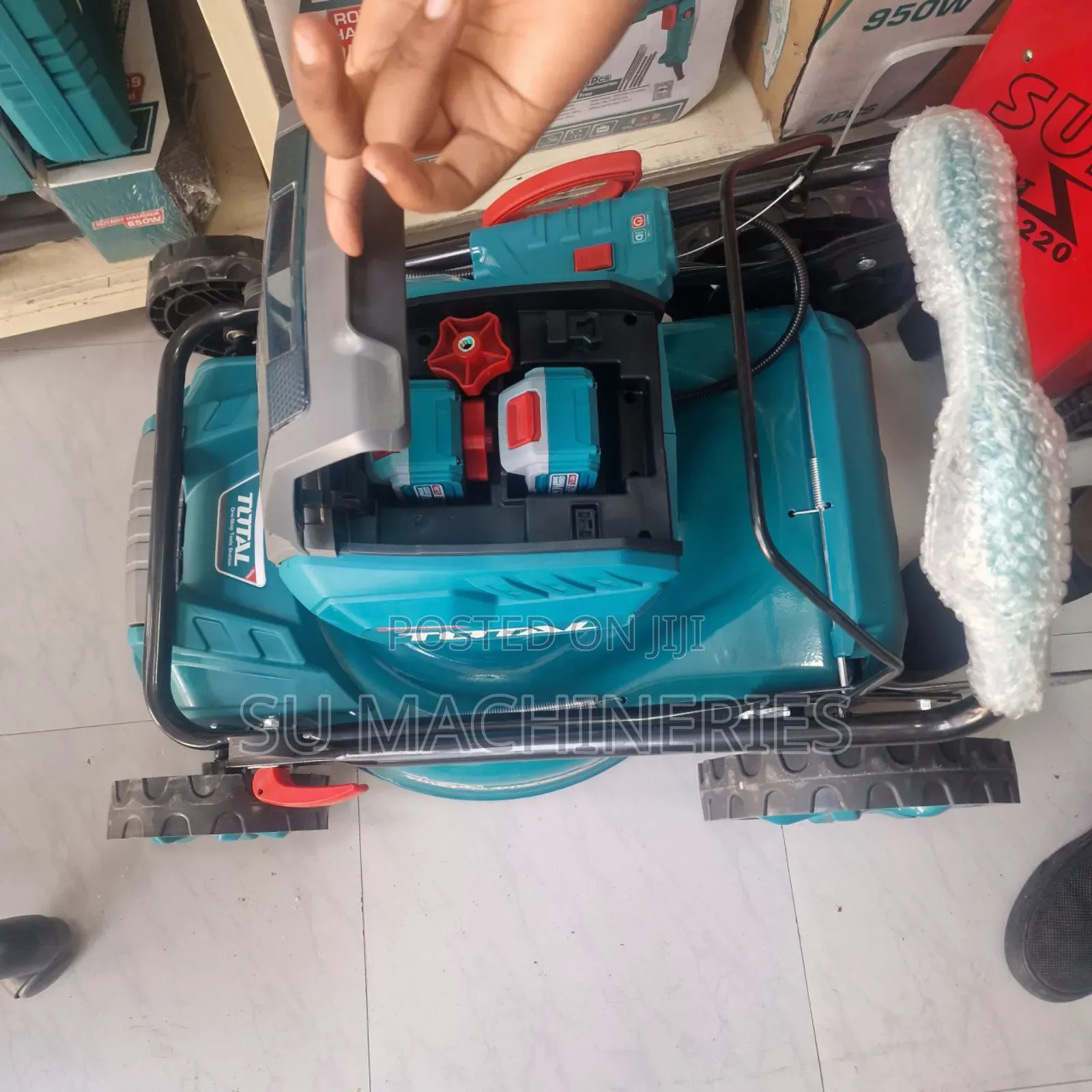 Chargable Lithium Ion Lawn Mower ‎ሳር ማጨጃ