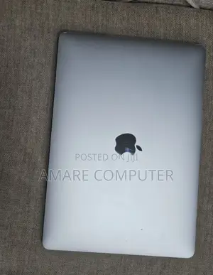 New Laptop Apple MacBook Pro 2017 16GB Intel Core I5 SSD 256GB