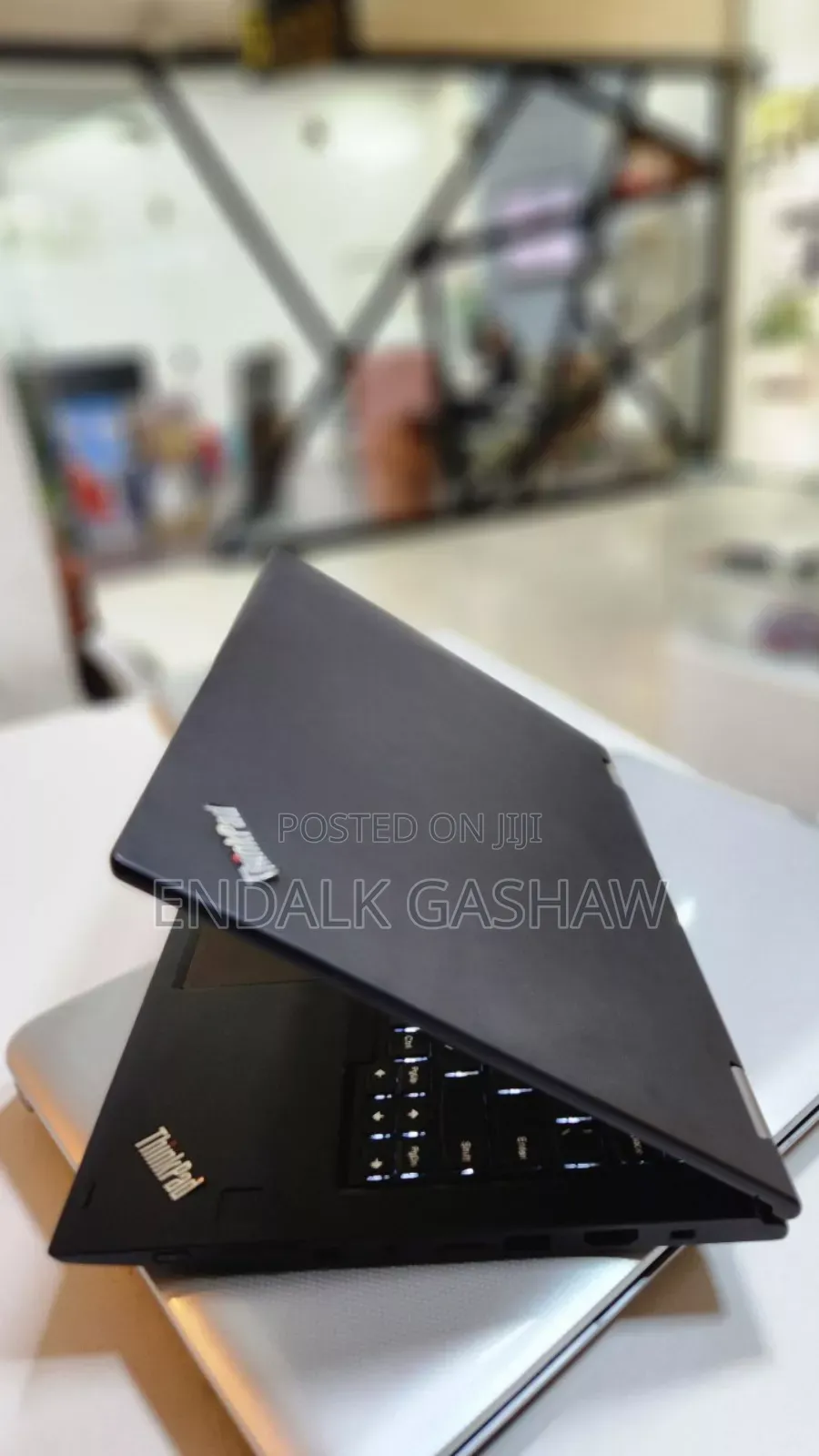 New Laptop Lenovo ThinkPad Yoga 8GB Intel Core I5 SSD 512GB