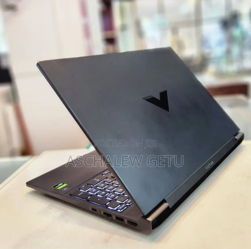 New Laptop HP Victus 15 8GB AMD Ryzen 5 SSD 512GB