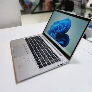New Laptop HP EliteBook 840 G8 16GB Intel Core I5 SSD 512GB