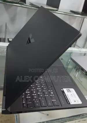 New Laptop HP Victus 15 16GB Intel Core I7 SSD 512GB