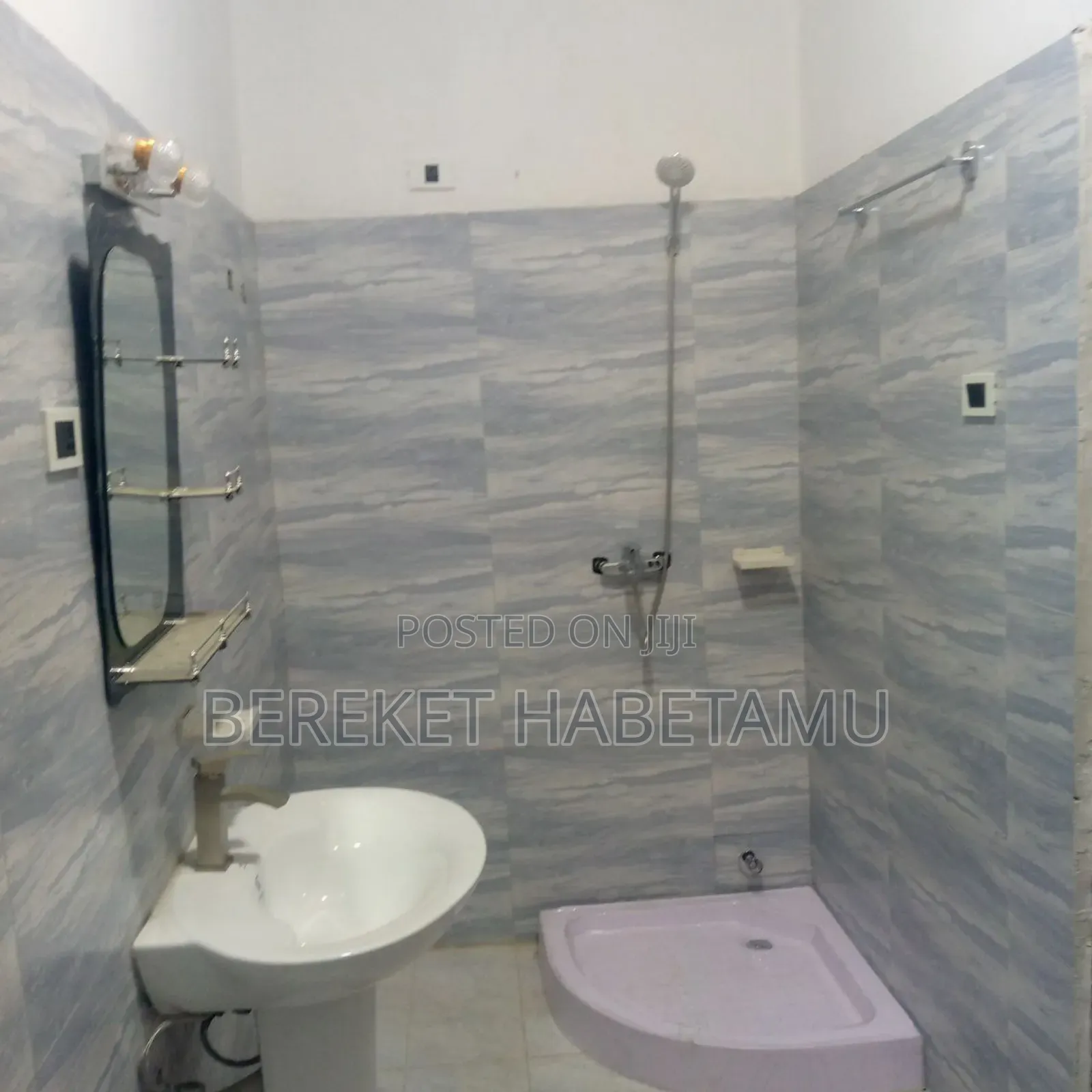 Furnished 3bdrm Apartment in አዲስ አበባ, Nifas Silk-Lafto for sale
