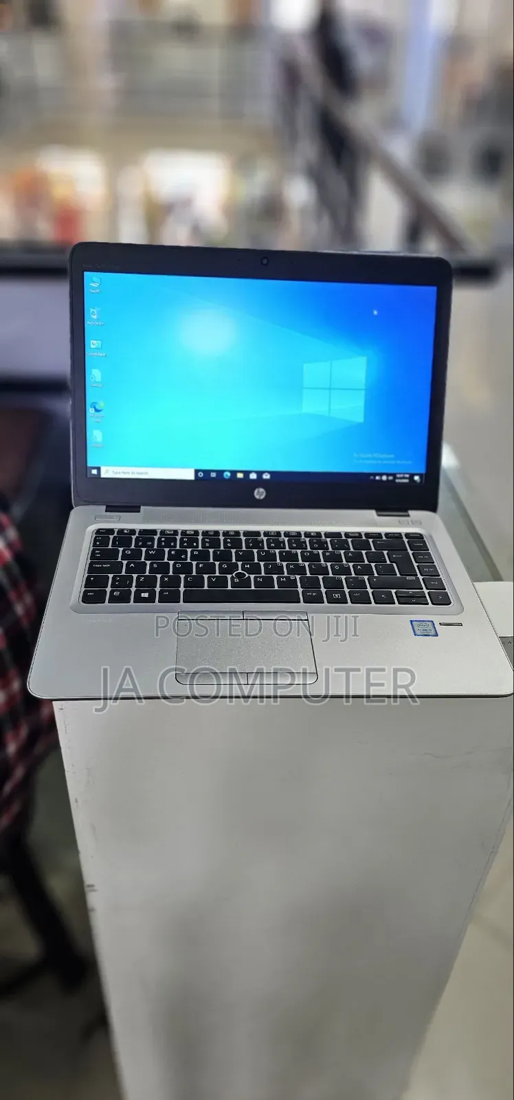 New Laptop HP EliteBook 840 G4 8GB Intel Core I5 SSHD (Hybrid) 1.5T