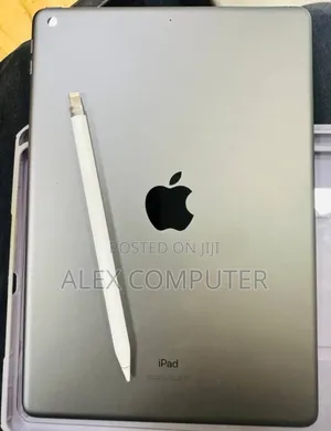 New Apple iPad 10.2 (2021) 256 GB Silver
