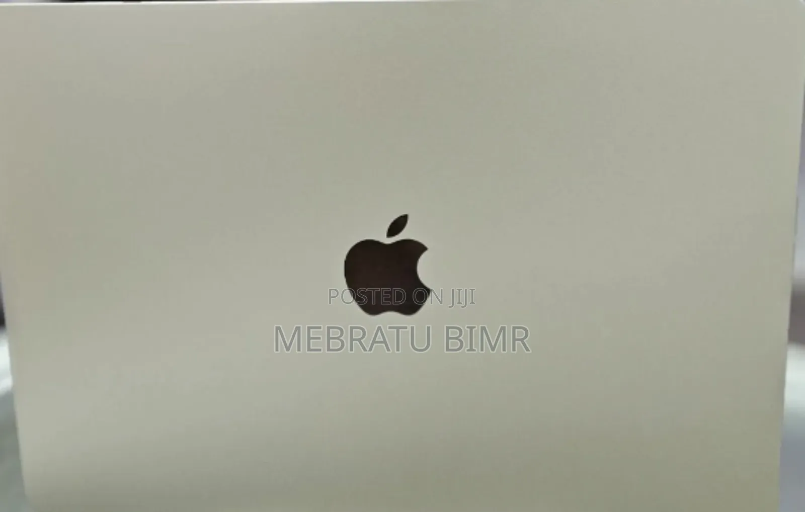 New Laptop Apple MacBook Air 2024 M3 15-Inch 8GB Apple M3 SSD 256GB