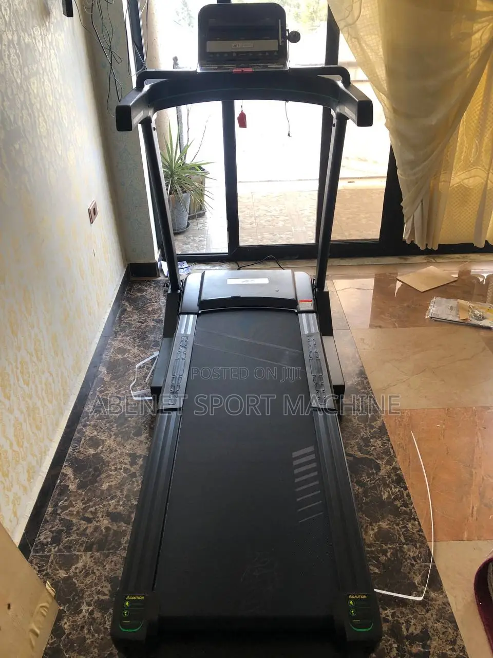 ዘመናዊ የአዉሮጳዉያን ስታንዳርድ Reebok Jet200 የመሮጫ ማሽን