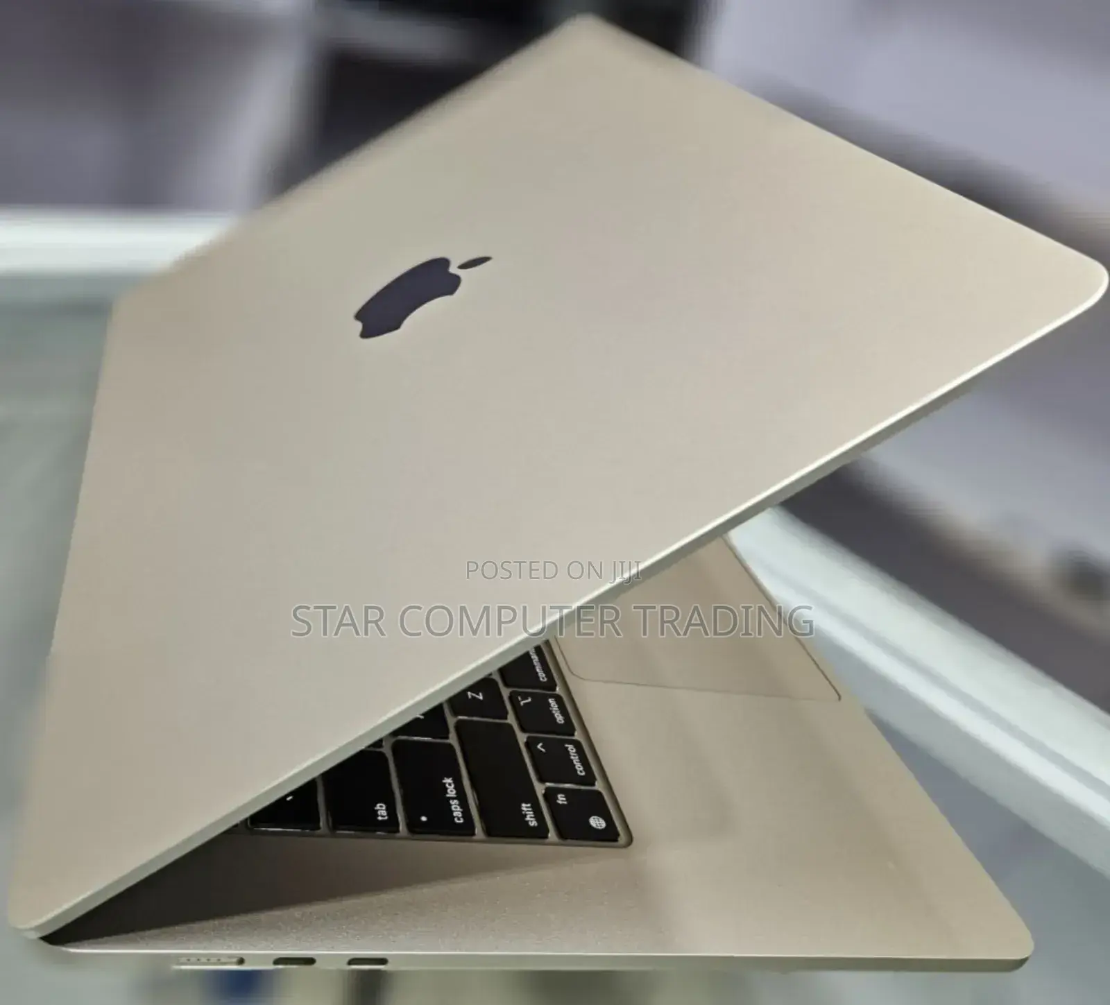 New Laptop Apple MacBook Air 2024 M3 15-Inch 8GB Apple M3 SSD 256GB