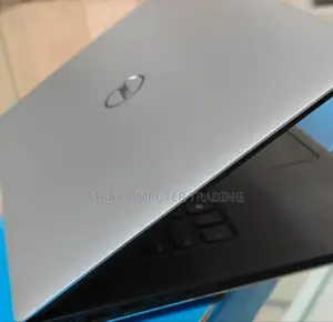Photo - New Laptop Dell XPS 15 16GB Intel Core I5 HDD 1T
