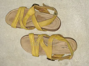 Clarks Slightly Used Shoes. Size 37