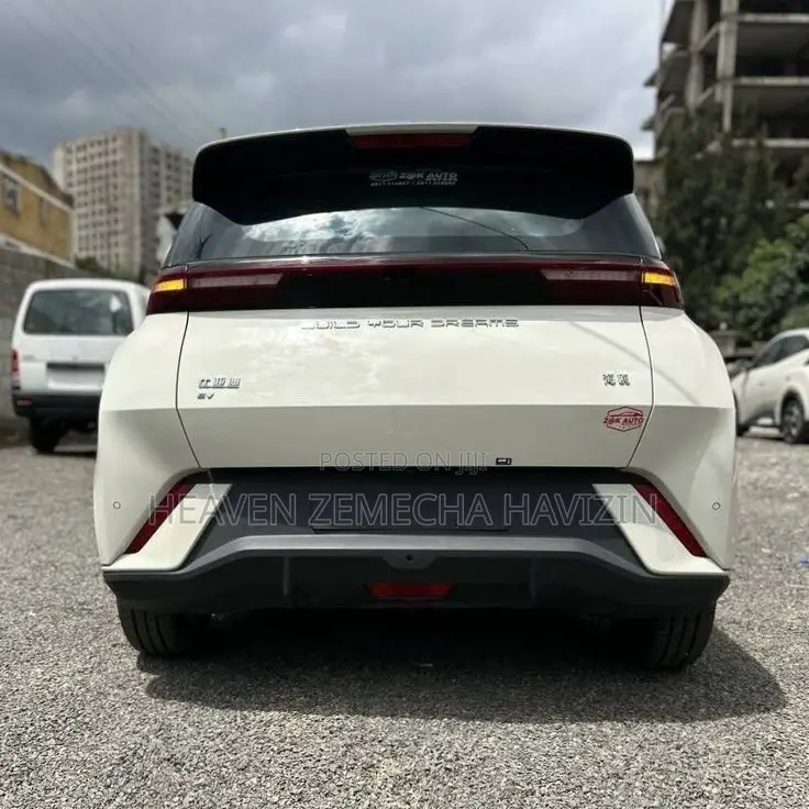 New BYD Seagull 38 kWh FWD 2023 Beige