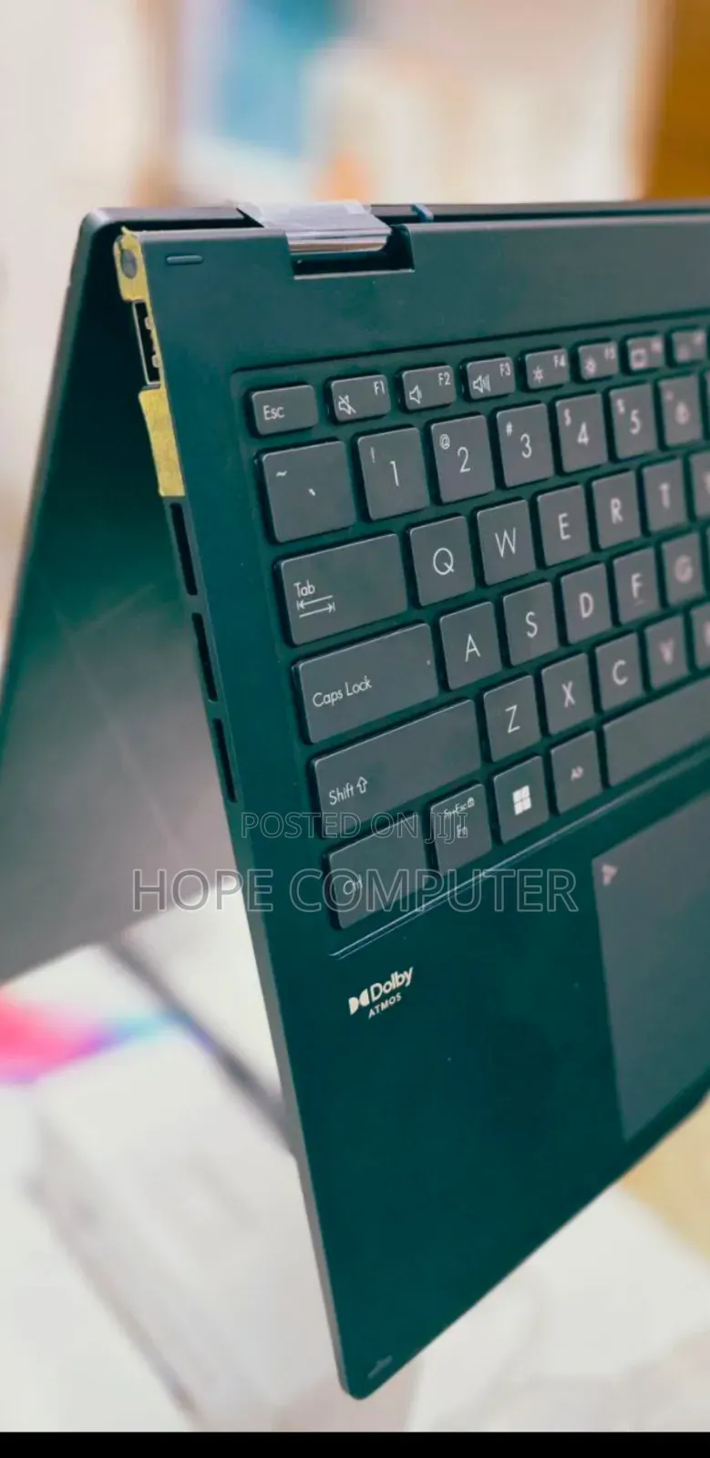 New Laptop Asus ZenBook UX330UA 16GB Intel Core I7 SSD 512GB