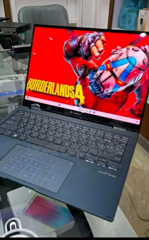 New Laptop Asus ZenBook UX330UA 16GB Intel Core I7 SSD 512GB