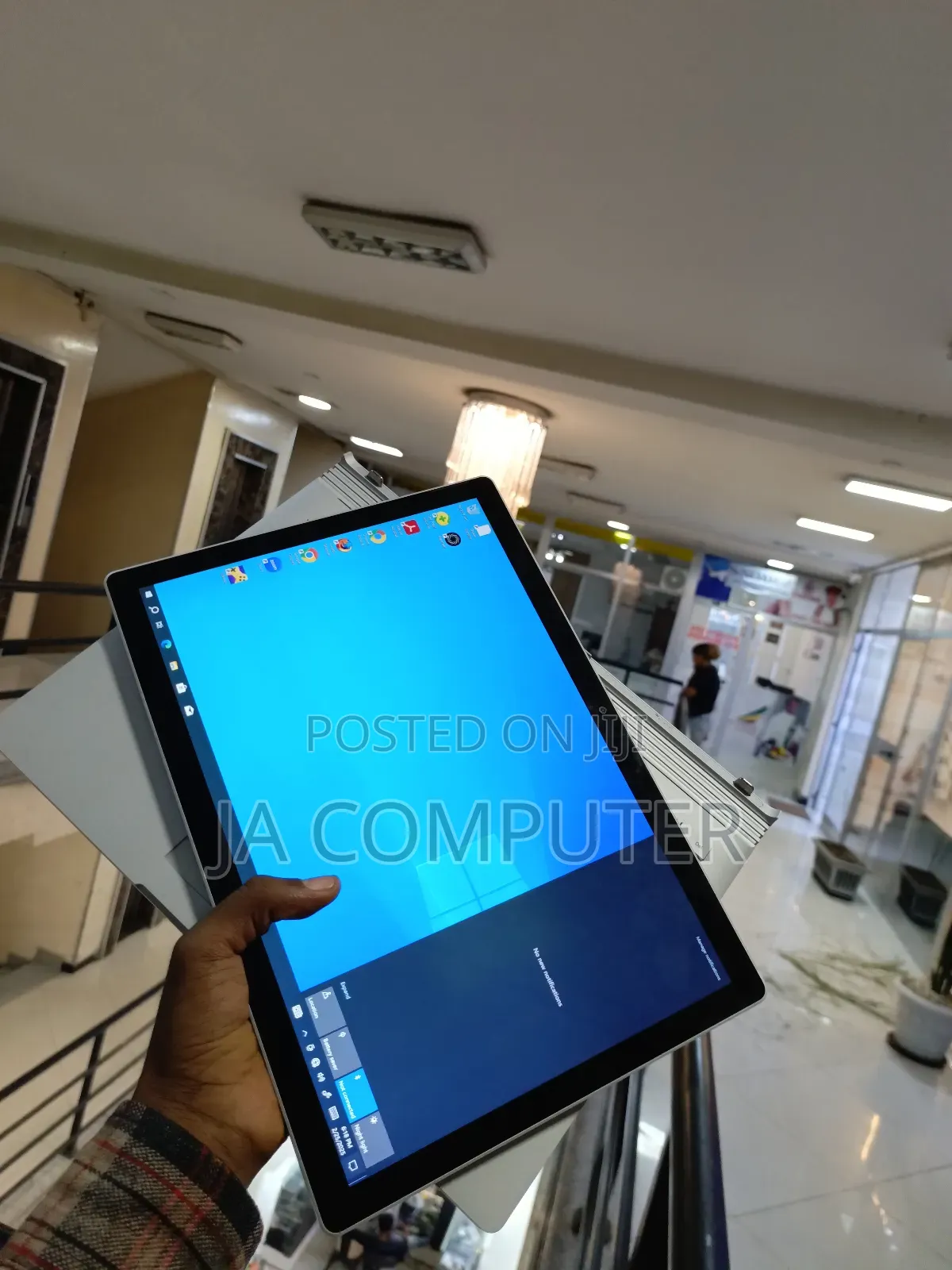 New Laptop Microsoft Surface Book 3 16GB Intel Core I7 SSD 256GB