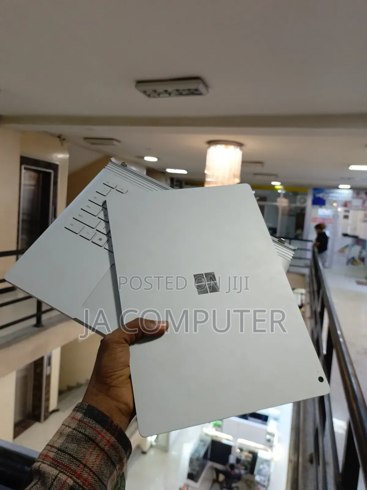 New Laptop Microsoft Surface Book 3 16GB Intel Core I7 SSD 256GB