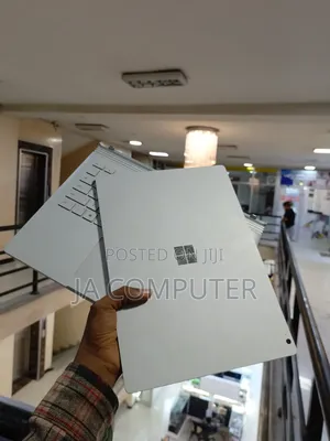 New Laptop Microsoft Surface Book 3 16GB Intel Core I7 SSD 256GB