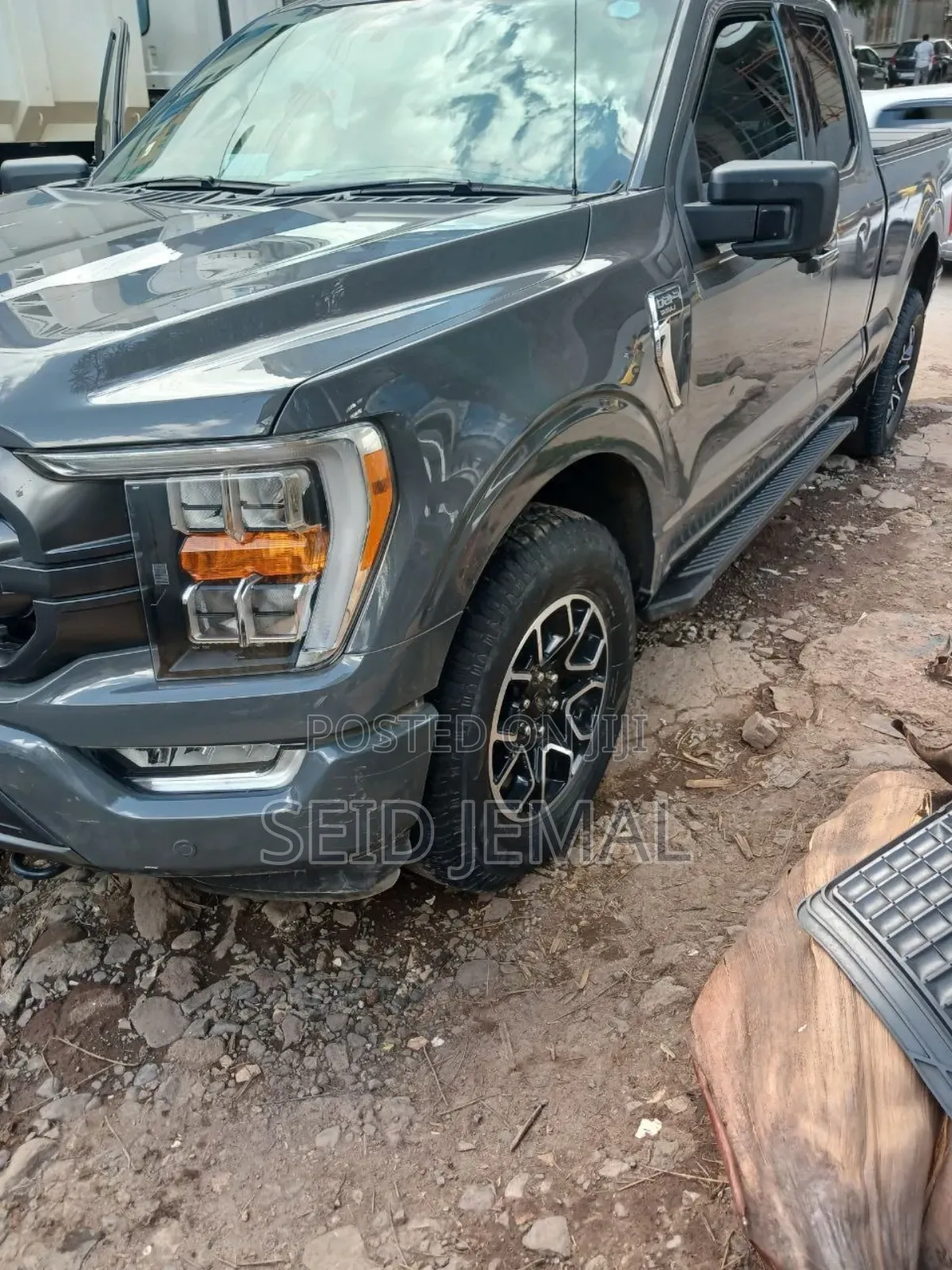 Ford F-150 2020 Gray