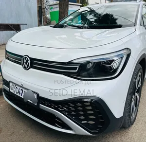 Photo - Volkswagen ID.6 2021 White