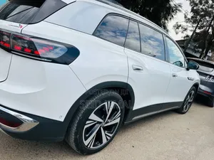 Volkswagen ID.6 2021 White