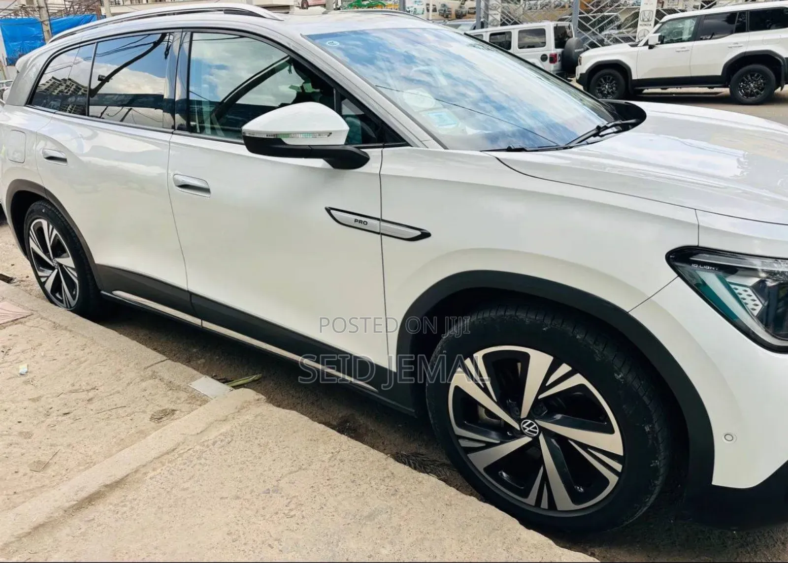 Volkswagen ID.6 2021 White