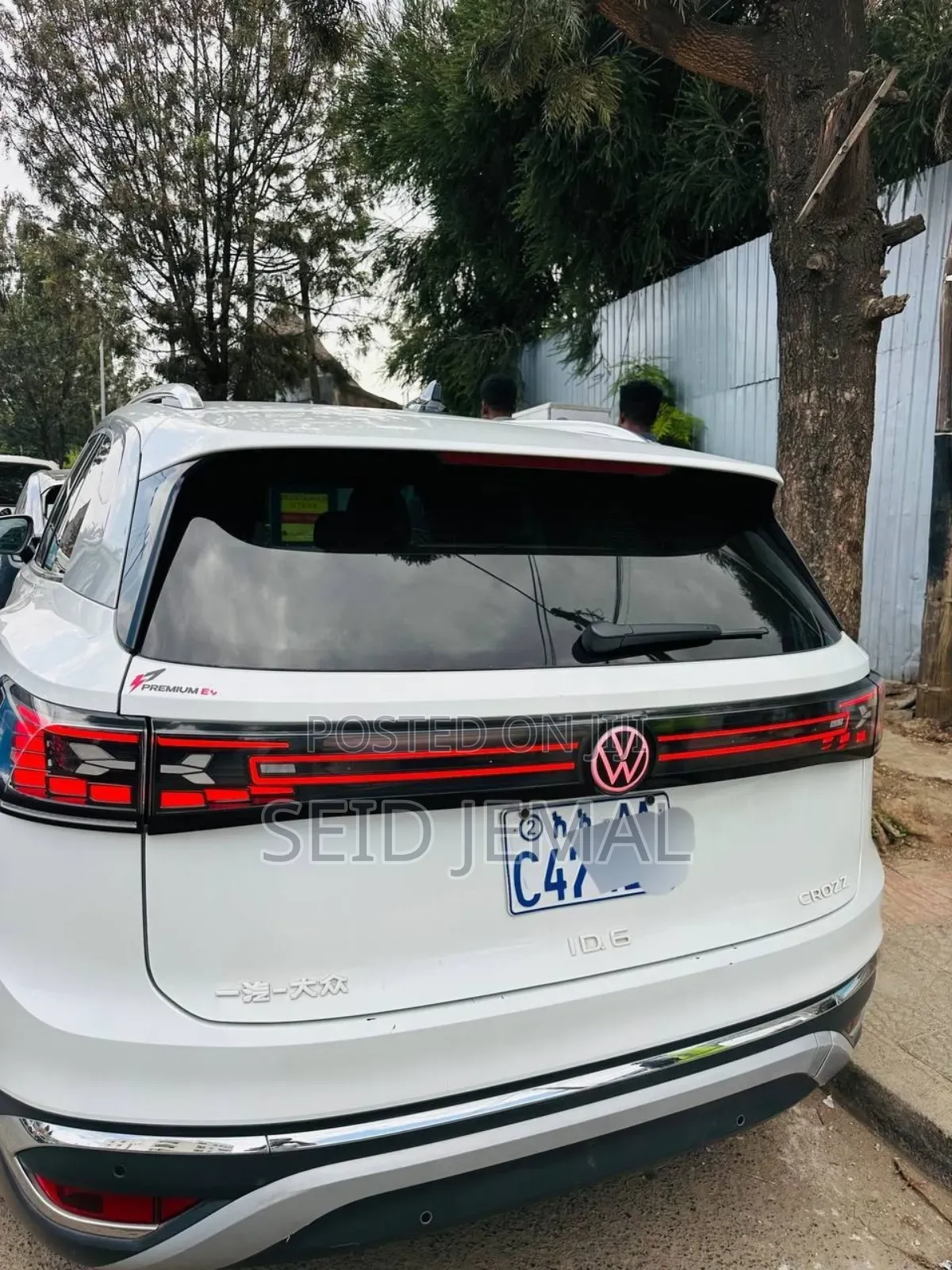 Volkswagen ID.6 2021 White