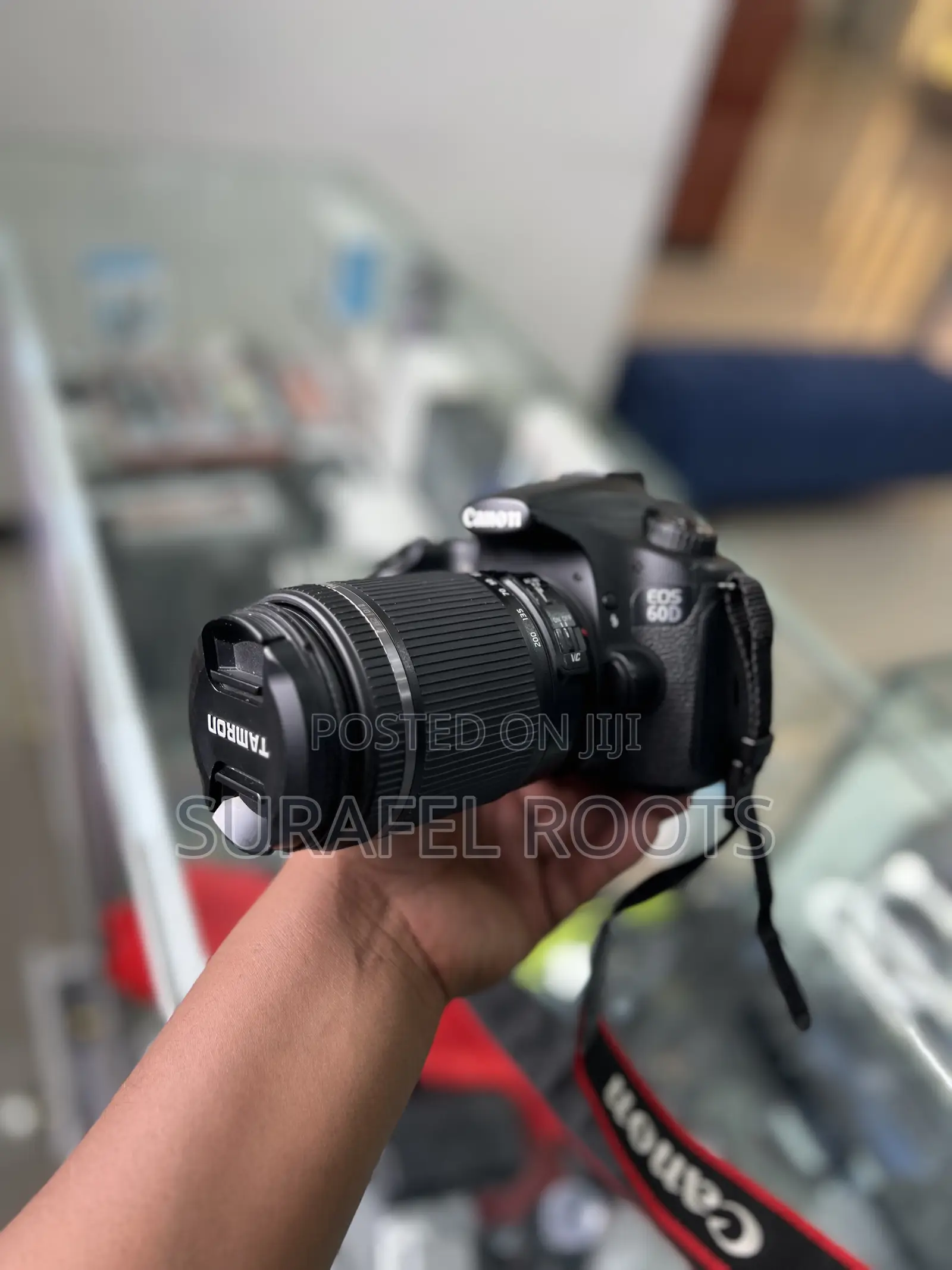 Canon Camera Eos 60d With 18-200mm Lens.