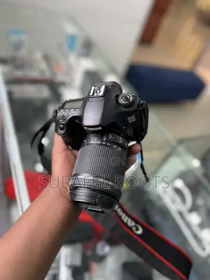 Canon Camera Eos 60d With 18-200mm Lens.