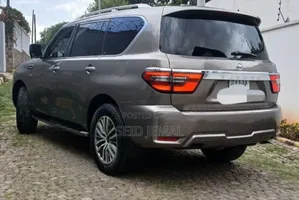 Nissan Patrol 2016 Gray