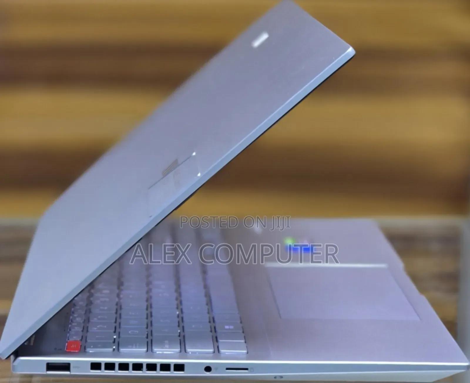 New Laptop Asus VivoBook 15 X505BA 16GB Intel Core I7 SSD 512GB