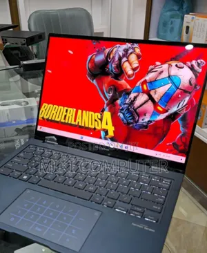 New Laptop Asus ZenBook UX430UQ 16GB Intel Core I7 SSD 512GB